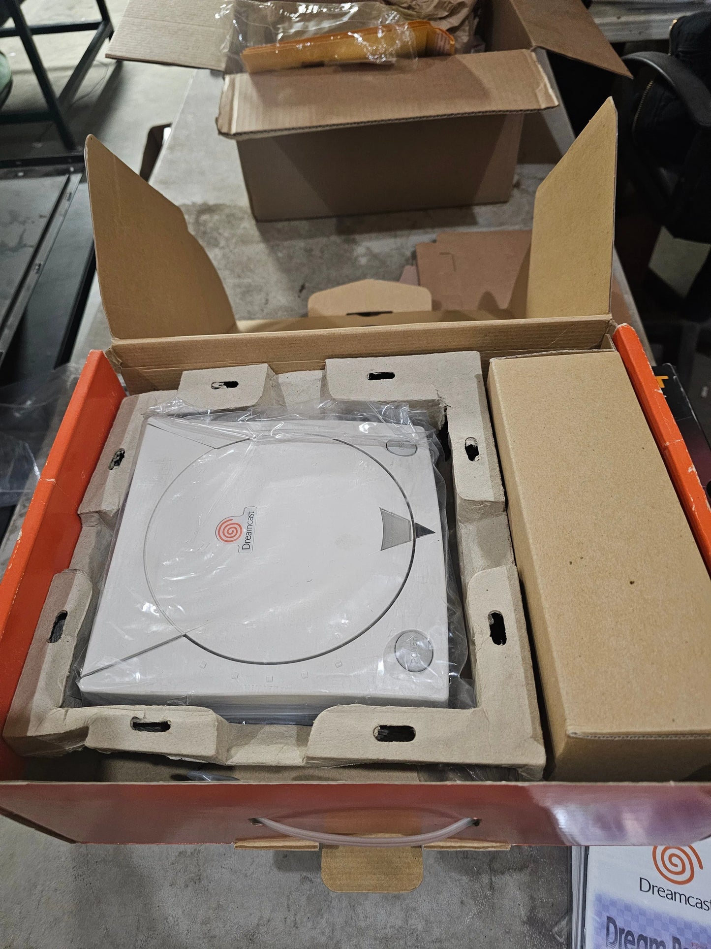 cib Sega Dreamcast, original or totally tricked out!