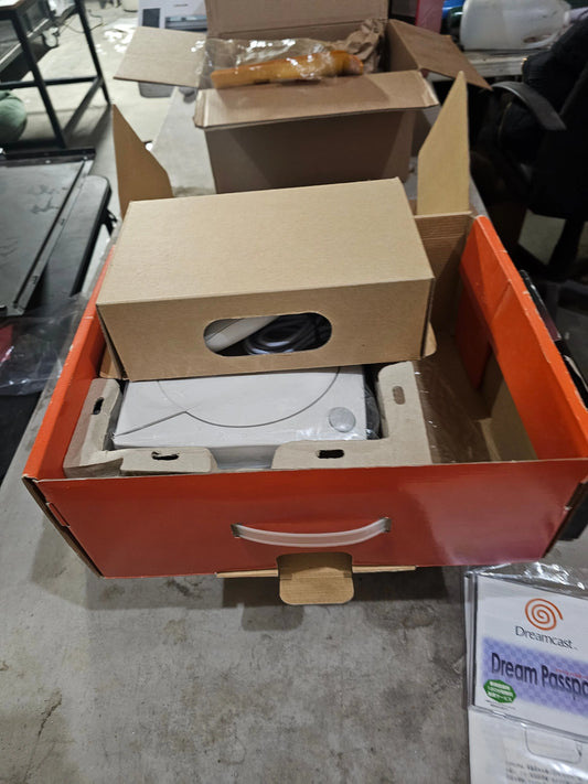 cib Sega Dreamcast, original or totally tricked out!